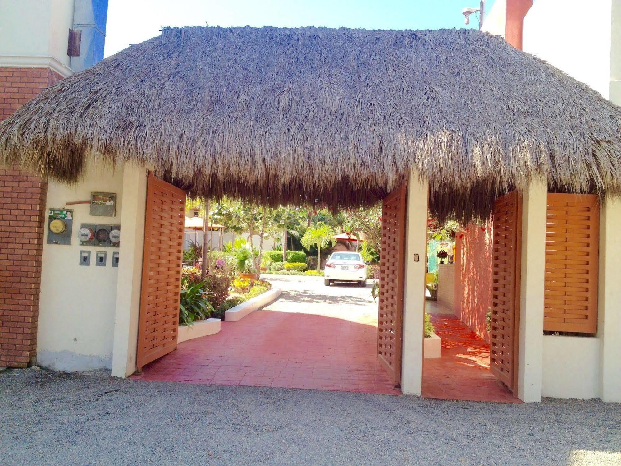 Hotel Y Suites Los Encantos Sayulita Zewnętrze zdjęcie